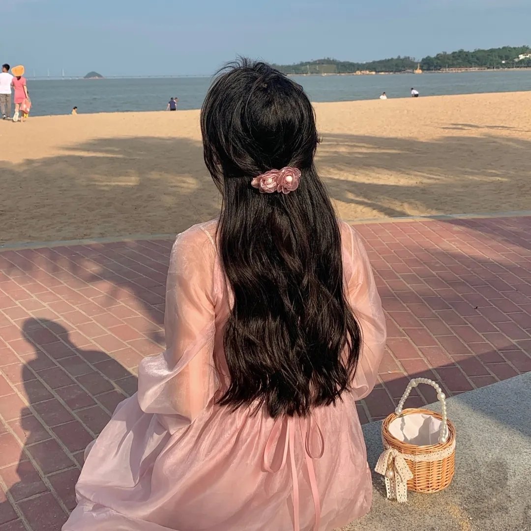 哈瓦，玛里亚姆，阿伊莎